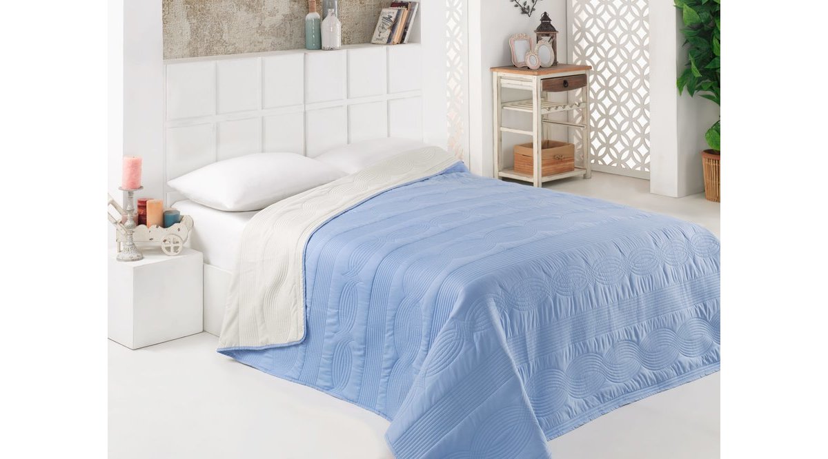 KATELOUİSE MAVİ EKRU ÇİFT TARAFLI YATAK ÖRTÜSÜ TEK KİŞİLİK KATELOUİSE MAVİ EKRU ÇİFT TARAFLI YATAK ÖRTÜSÜ TEK KİŞİLİK