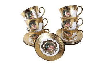 QEDİ PORSELEN NOSTALJİK ALTILI ÇAY FİNCAN SETİ MARKİ VE MARKİZ ÇİFTİ M3