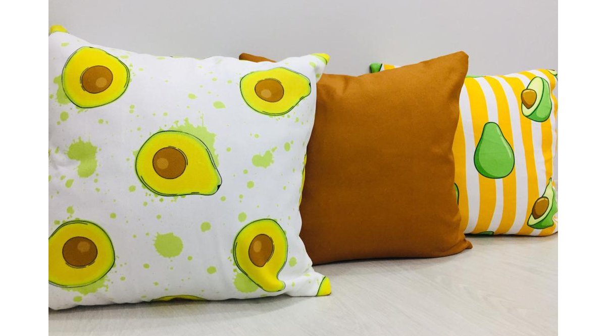 LİVAVA AVOKADO DESENLİ ÇİFT TARAFLI DİJİTAL BASKI ÜÇLÜ KIRLENT KILIFI