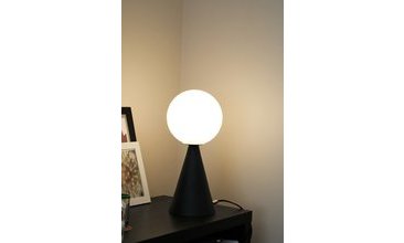 MASİVWORKS CONE MASA LAMBASI SİYAH