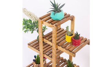 AHŞAP BEŞ KATLI ÇİÇEKLİK SAKSILIK